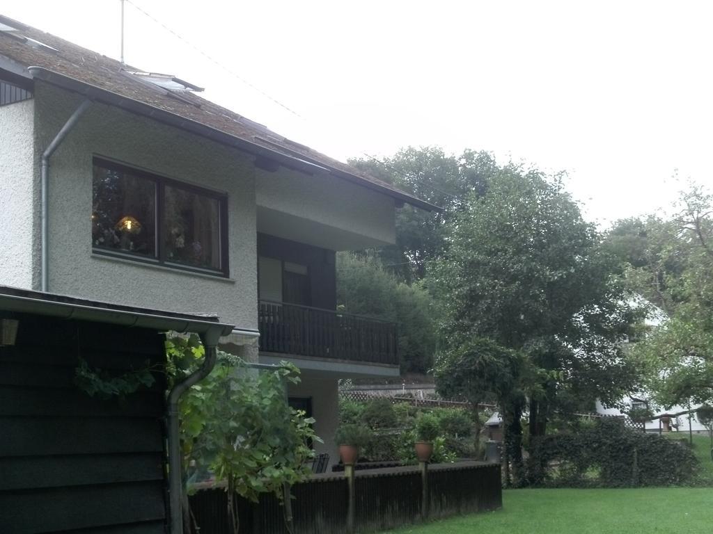 Pension Waldfrieden Maring-Noviand ภายนอก รูปภาพ