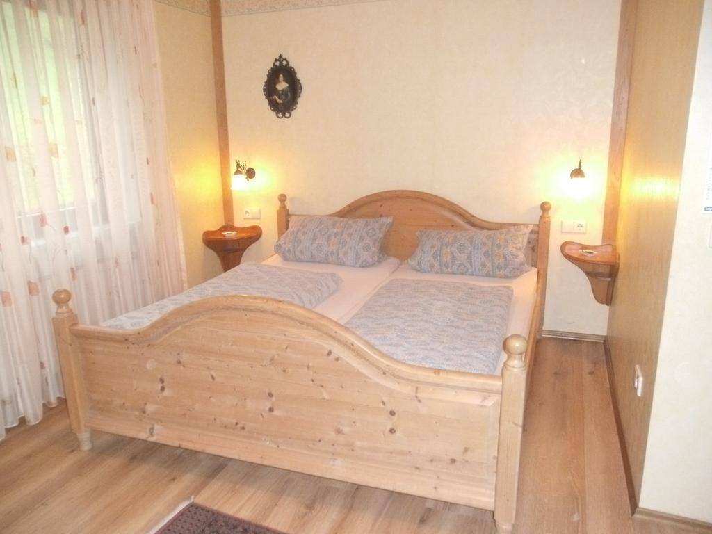 Pension Waldfrieden Maring-Noviand ห้อง รูปภาพ