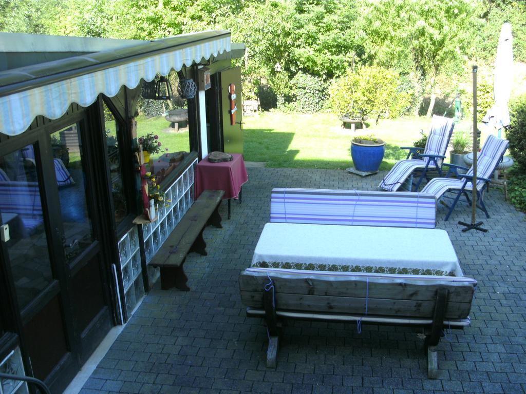 Pension Waldfrieden Maring-Noviand ภายนอก รูปภาพ